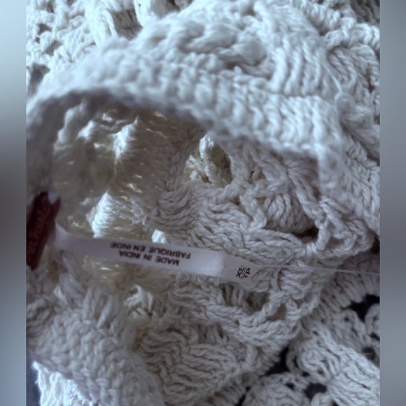 NWT Free people Crochet Beach coverup top with adjustable waistband Size: XS - Picture 3 of 5